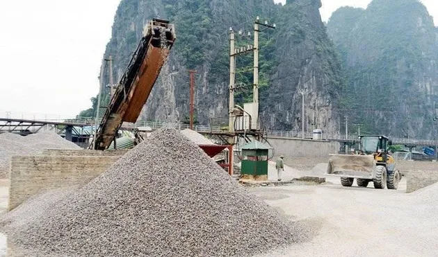 Khuyến khích tận dụng đất, đá thải trong khai thác, chế biến khoáng sản để sản xuất vật liệu xây dựng