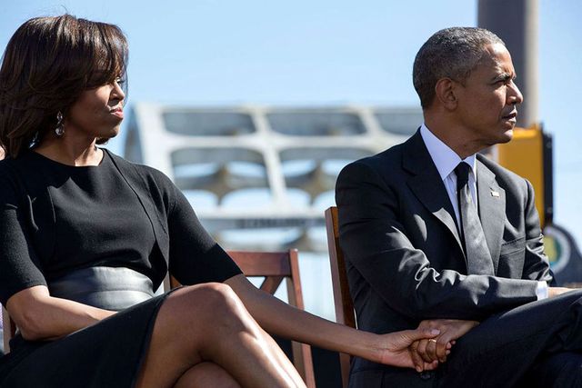 Chuyện tình ngọt ngào của Tổng thống Obama qua ảnh - Ảnh 26.