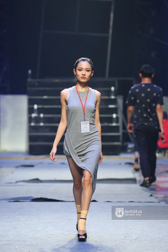 Trọng Hiếu Bước đến bên em trong chung kết Vietnams Next Top Model 2016 - Ảnh 15.