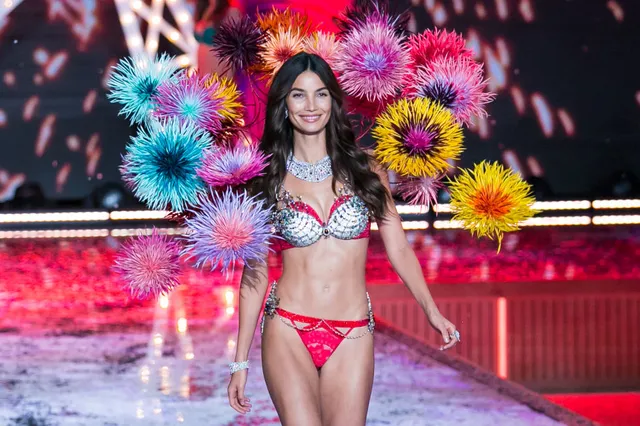 Victoria s Secret làm ra 21 bộ Fantasy Bra trong lịch sử hãng với... 133 triệu USD - Ảnh 20.