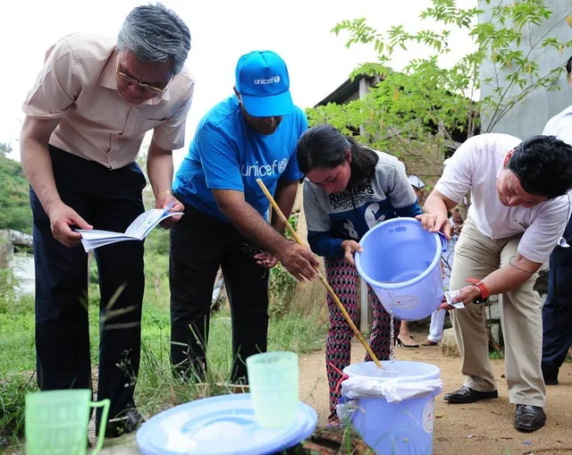 Giảm nhẹ rủi ro thiên tai lấy trẻ em làm trung tâm - Ảnh 1.