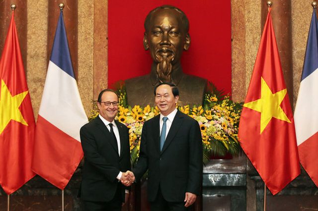 Nhìn lại chuyến thăm Việt Nam của Tổng thống Pháp: Thúc đẩy trụ cột hợp tác kinh tế - Ảnh 1.