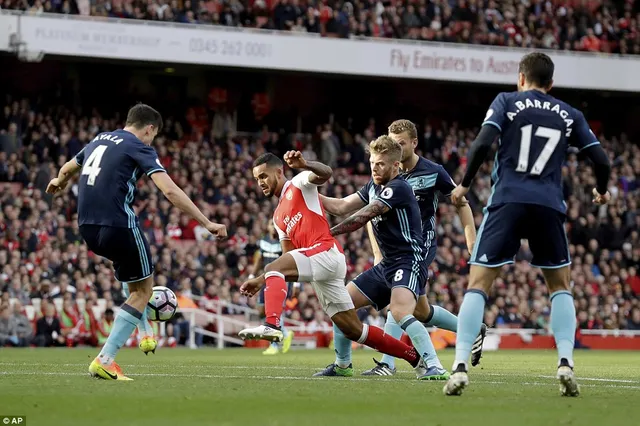 VIDEO, Arsenal 0-0 Middlesbrough: Wenger đón sinh nhật kém vui, Pháo thủ vẫn lên ngôi đầu - Ảnh 1.