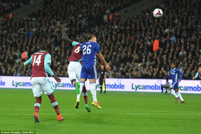 VIDEO, West Ham 2-1 Chelsea: Khác biệt ở quyết tâm - Ảnh 1.