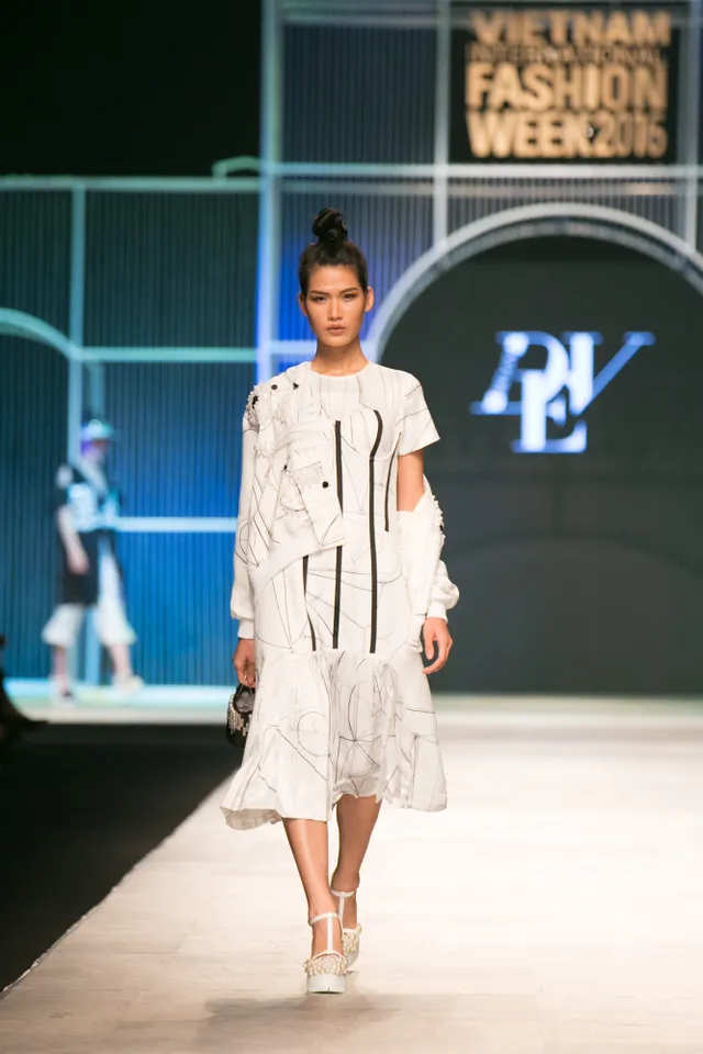 Khi tranh Picaso được mang lên sàn catwalk - Ảnh 18.