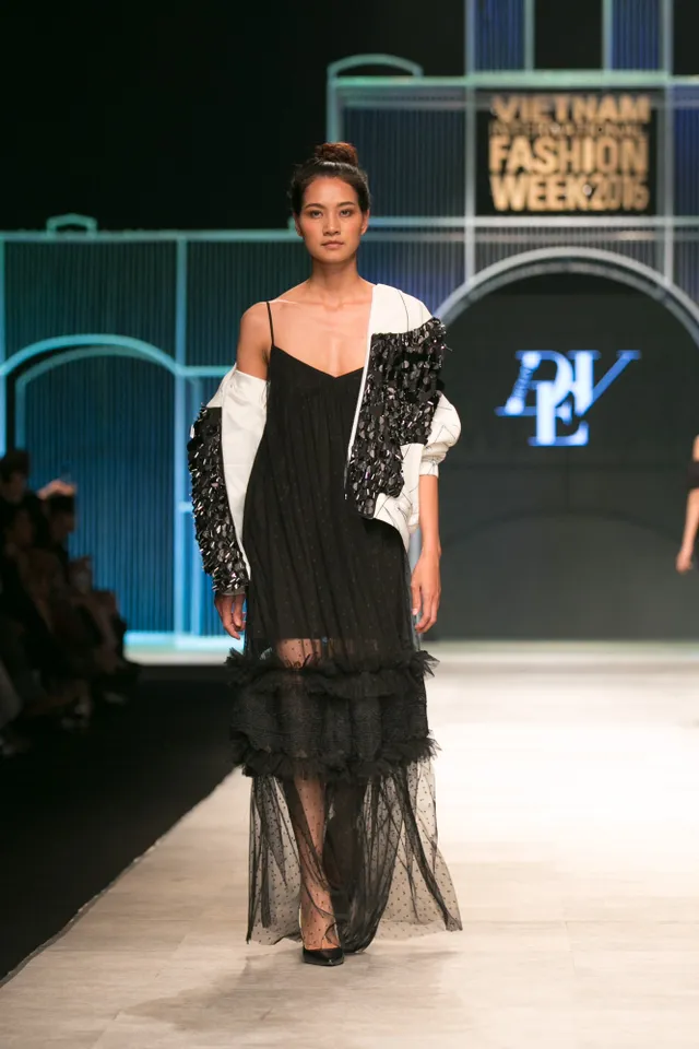 Khi tranh Picaso được mang lên sàn catwalk - Ảnh 19.