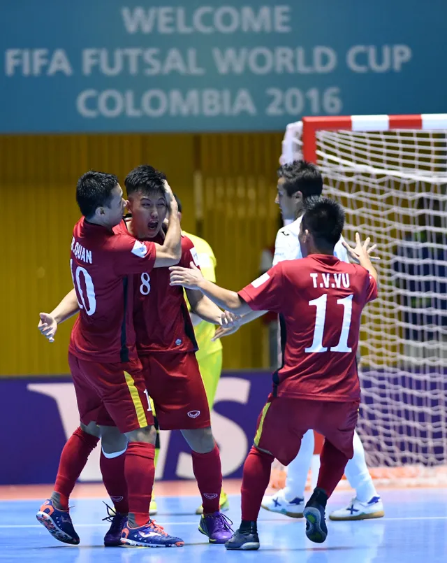 Ảnh: Những khoảnh khắc ấn tượng trong chiến thắng 4-2 của ĐT futsal Việt Nam trước Guatemala - Ảnh 7.