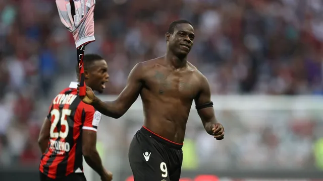 Đang thăng hoa tại Pháp, Balotelli lại muốn về Anh - Ảnh 1.