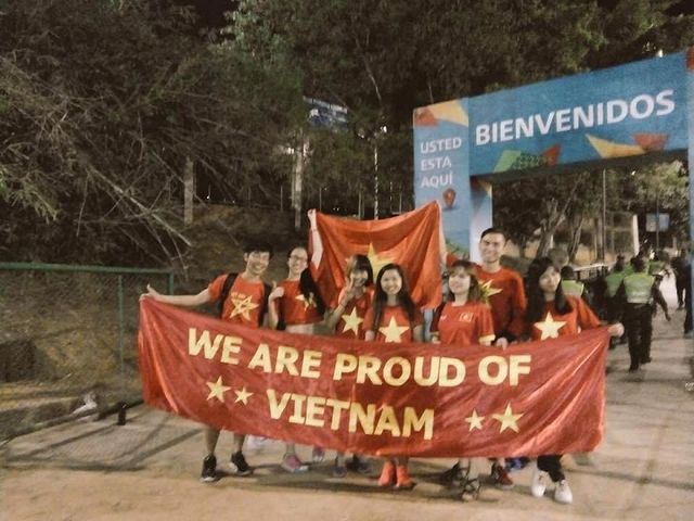 Thất bại trước ĐT Nga, Futsal Việt Nam vẫn ghi điểm trong mắt CĐV - Ảnh 1.