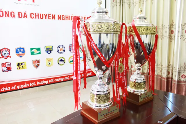 VPF chuẩn bị các phương án trao cúp vô địch V.League - Ảnh 1.