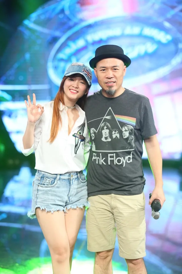 Đinh Hương và Hoàng Quyên rủ nhau khuấy động CK Vietnam Idol - Ảnh 4.