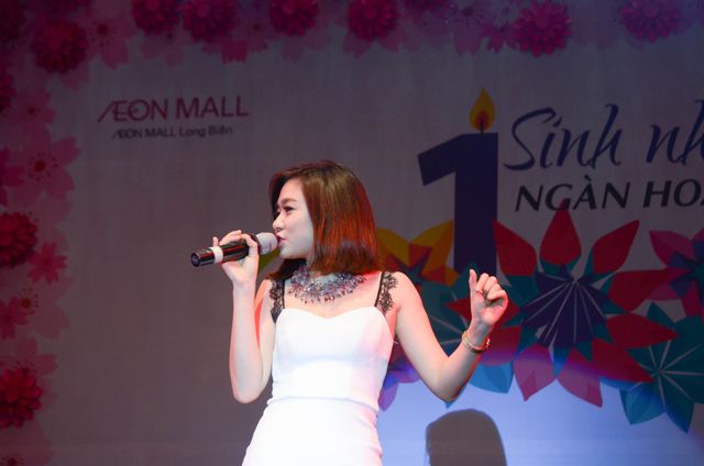 Cháy cùng Noo Phước Thịnh tại Sinh nhật ngàn hoa AEON MALL Long Biên - Ảnh 5.