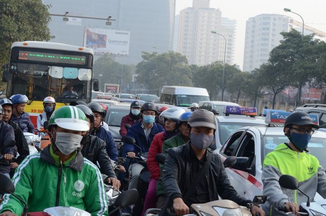 Thường xuyên tắc đường, tuyến xe bus nhanh BRT liệu có... nhanh? - Ảnh 3.