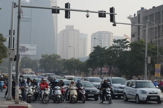 Thường xuyên tắc đường, tuyến xe bus nhanh BRT liệu có... nhanh? - Ảnh 4.