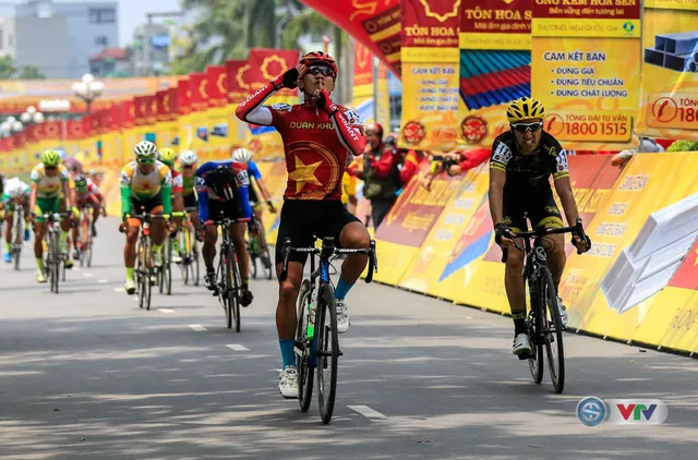 Ảnh: Khoảnh khắc ấn tượng chặng 7 Giải xe đạp quốc tế VTV - Cúp Tôn Hoa Sen 2016 - Ảnh 13.