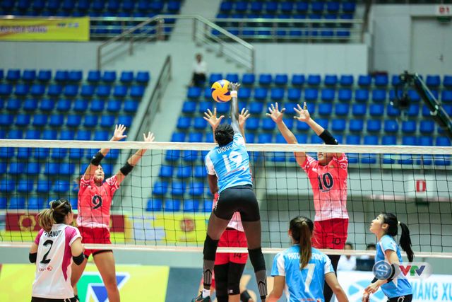 VTV Cup 2016 – Tôn Hoa Sen: CLB Chonburi (Thái Lan) vượt qua ĐT Indonesia sau 3 set  - Ảnh 6.