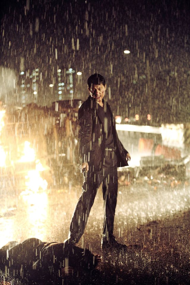 Phim của tài tử Jung Woo Sung công phá rạp chiếu phim xứ Hàn - Ảnh 6.