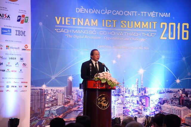 Diễn đàn Cấp cao CNTT-TT Việt Nam 2016: Cần thay đổi tư duy quản trị phù hợp với xu hướng cách mạng công nghiệp lần thứ 4 - Ảnh 2.