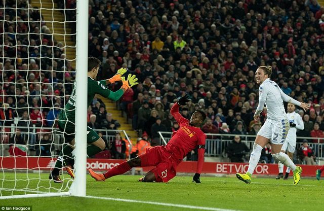 League Cup: Thắng nhẹ Leeds United, Liverpool giành vé vào bán kết - Ảnh 3.