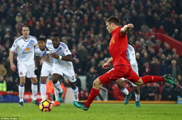 Vòng 13 giải Ngoại hạng Anh: Liverpool 2-0 Sunderland: Chiến thắng vất vả của The Kop - Ảnh 4.