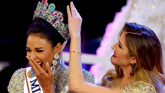 Nhan sắc xinh đẹp của Hoa hậu Hoàn vũ Venezuela 2016 - Ảnh 3.