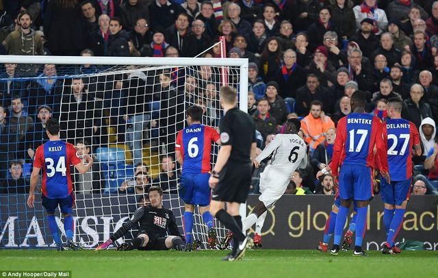 Vòng 16 Ngoại Hạng Anh: Crystal Palace 1-2 Man Utd: Ibra tỏa sáng, M.U giành trọn 3 điểm - Ảnh 2.