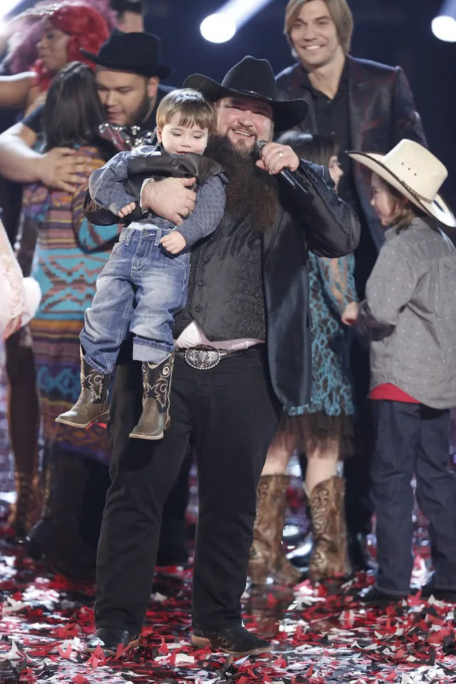 Sundance Head lên ngôi quán quân, HLV Blake Shelton 5 lần chiến thắng ở The Voice Mỹ - Ảnh 2.