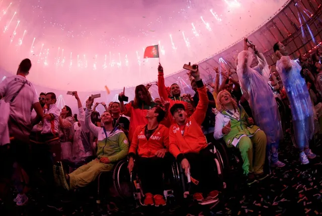 Bế mạc Paralympic Rio 2016: Ấn tượng mang đậm tính nhân văn - Ảnh 10.