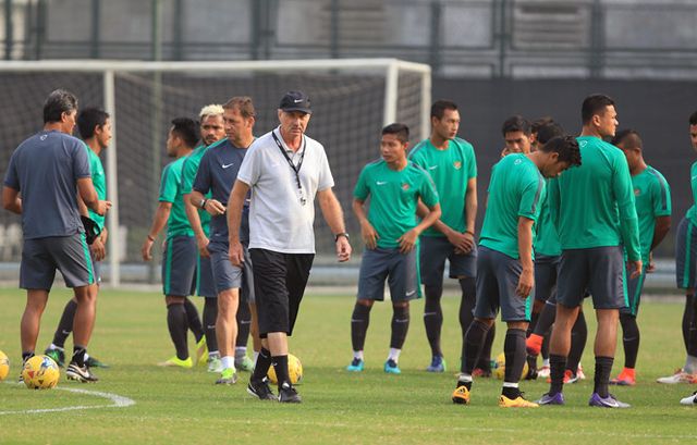 HLV ĐT Indonesia, A.Riedl:ĐT Việt Nam là ứng viên cho chức vô địch AFF Suzuki Cup 2016 - Ảnh 2.