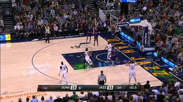 Hayward và Gobert cứu nguy cho Utah Jazz - Ảnh 3.