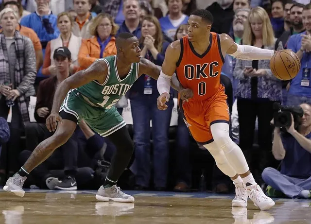 Không có triple-double, Westbrook vẫn giúp Thunder ngược dòng - Ảnh 5.