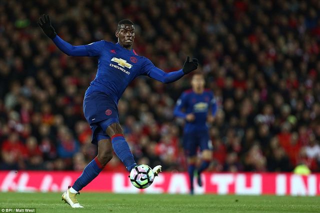 Jose Mourinho nài nỉ: Hãy cho Pogba thời gian! - Ảnh 2.