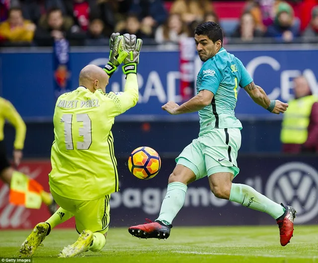 Vòng 15 La Liga: Osasuna 0-3 Barcelona: Hiệp 2 bùng nổ - Ảnh 2.