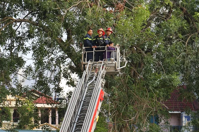 Đài Truyền hình Việt Nam diễn tập phòng cháy chữa cháy - Ảnh 8.