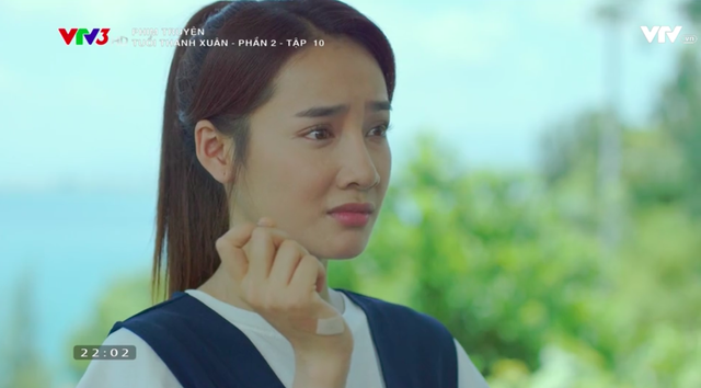 Tuổi thanh xuân 2 - Tập 10: Junsu (Kang Tae Oh) hỏi Linh (Nhã Phương): Nếu như em không phải là fan, vậy thì em là ai? - Ảnh 21.