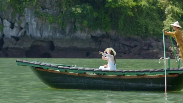 Tuổi thanh xuân 2 - Tập 1: Linh (Nhã Phương) và Junsu (Kang Tae Oh) tận hưởng giây phút ngọt ngào - Ảnh 6.