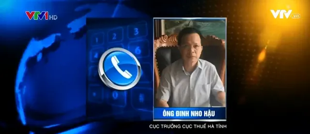 Dàn hàng ngang đòi nợ thuế: Cán bộ chỉ chờ chủ quán về? - Ảnh 1.