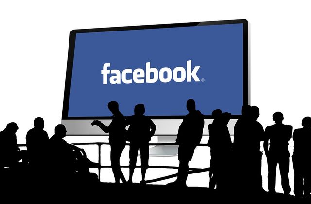 Facebook thêm nút biết ơn nhân Ngày của mẹ - Ảnh 2.