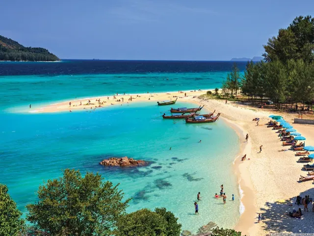 Thỏa sức check in sống ảo ở thiên đường Koh Lipe - Ảnh 11.