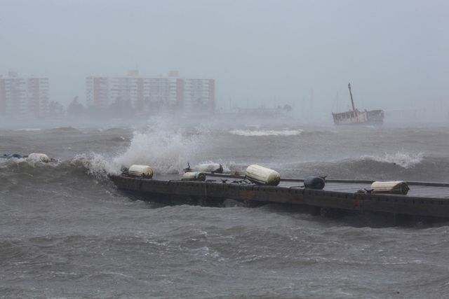 Bão Irma gây thiệt hại đáng kể tại các vùng lãnh thổ thuộc Pháp - Ảnh 2.