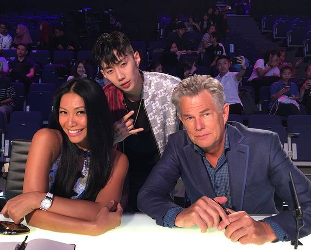 Bộ ba giám khảo Asias Got Talent 2017 gần gũi và hài hước ở hậu trường - Ảnh 5.