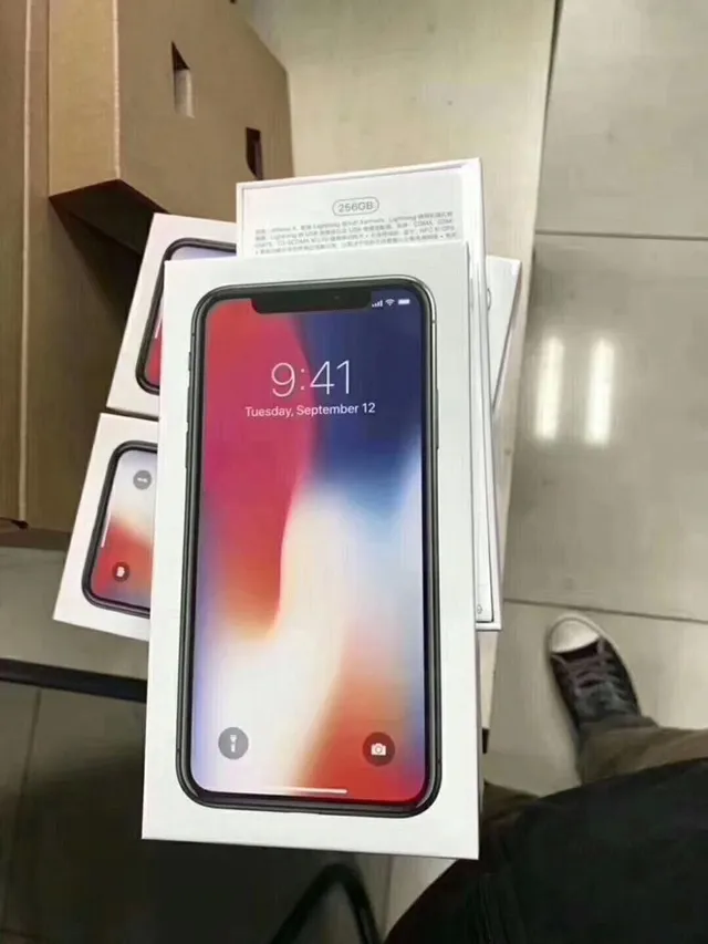 iPhone X lộ diện cực chất trước ngày lên kệ 3/11 - Ảnh 2.