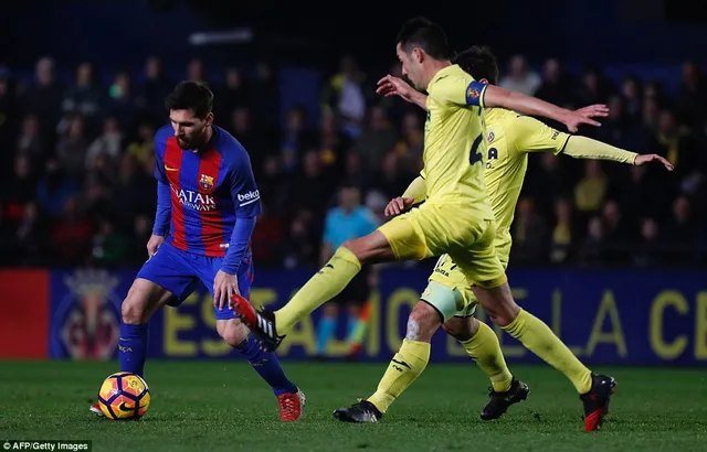 Villarreal 1-1 Barcelona: Vất vả cầm hòa, Barca rơi xuống vị trí thứ 3 tại La Liga - Ảnh 1.