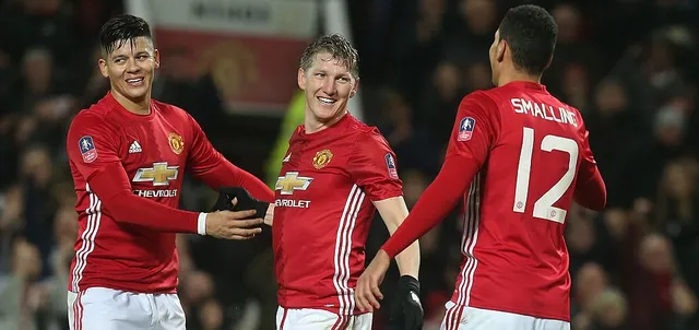 Schweinsteiger rực sáng ngày đá chính, ĐKVĐ Man Utd thẳng tiến vòng 5 FA Cup - Ảnh 2.