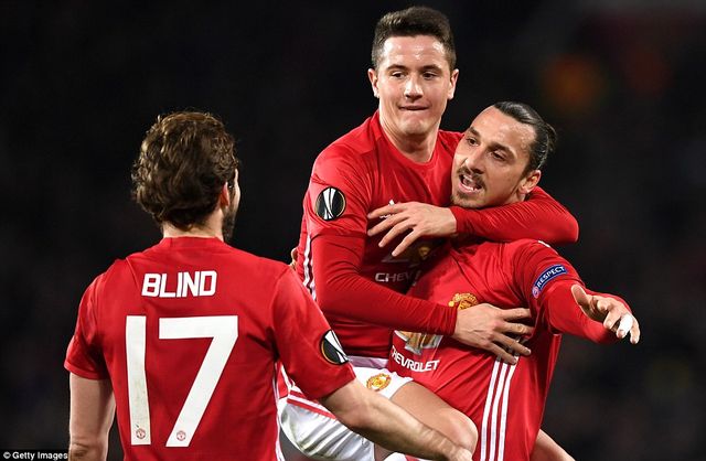 Kết quả lượt đi vòng 1/16 Europa League diễn ra rạng sáng 17/2: Man Utd đại thắng, Tottenham thua bất ngờ - Ảnh 1.