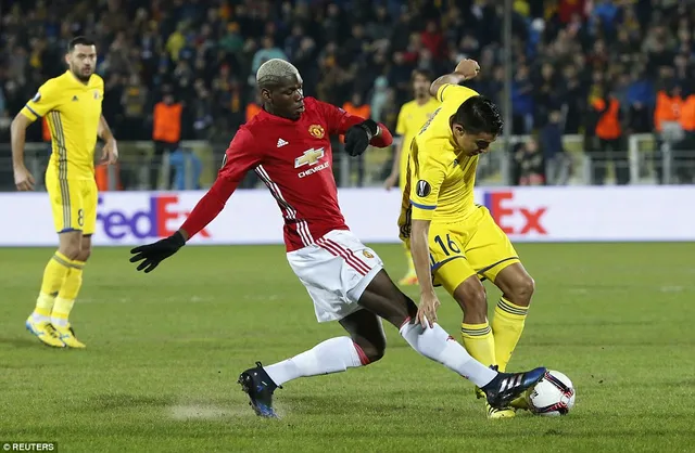 Lượt đi vòng 1/8 Europa League, Rostov 1-1 Man Utd: Lợi thế trước trận lượt về - Ảnh 3.