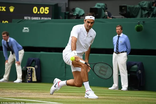 Ảnh: Những khoảnh khắc ấn tượng trong trận chung kết Wimbledon của Roger Federer - Ảnh 6.