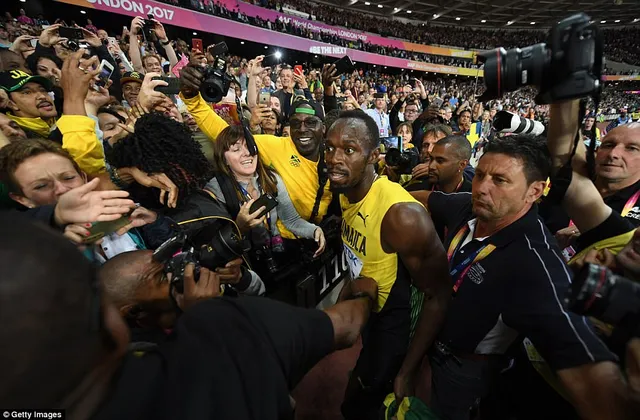 Giải điền kinh VĐTG: Usain Bolt thất bại ở đường chạy 100m sở trường - Ảnh 3.