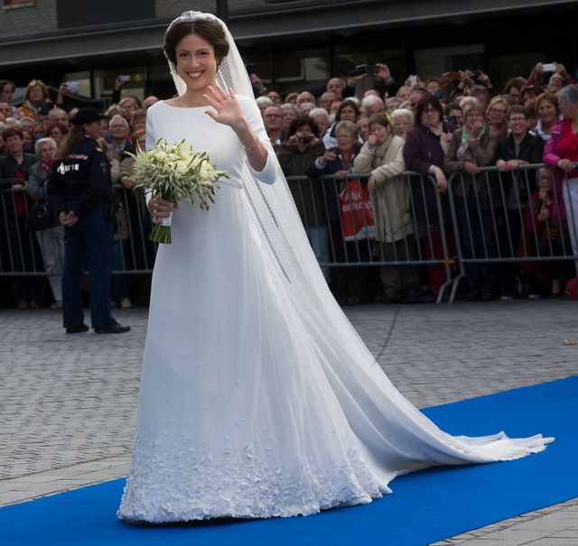 Chiêm ngưỡng váy cưới của những người đẹp hoàng gia - Ảnh 10.