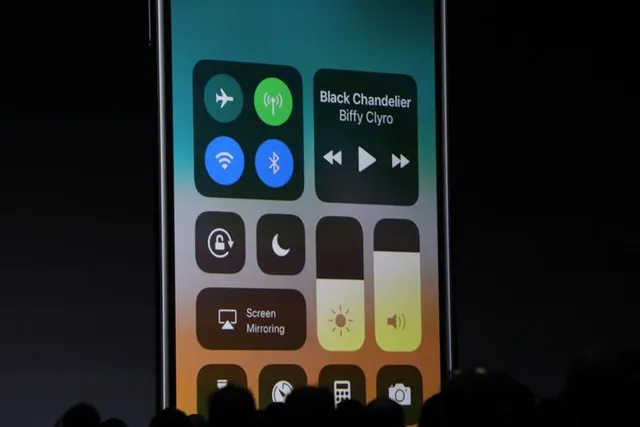 Apple chính thức phát hành iOS 11, watchOS 4 và tvOS 11 - Ảnh 1.